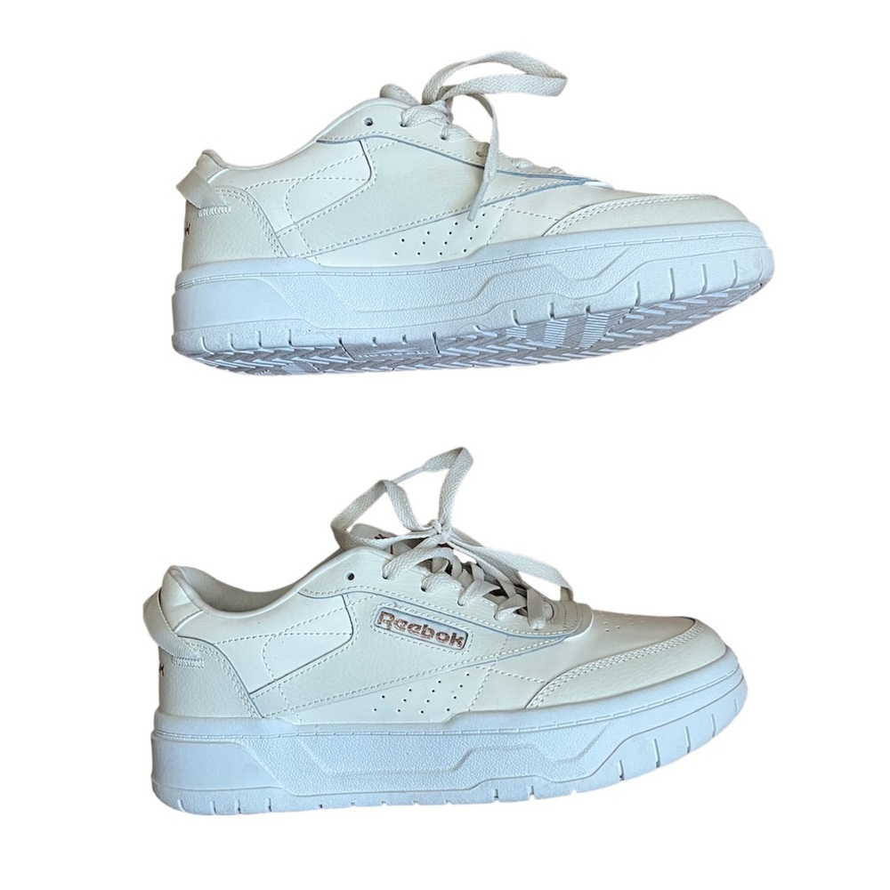 NWOT Brand new Reebok sneakers
